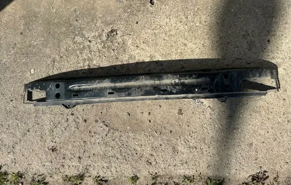 BMW 7 F01 F02 F03 F04 Front bumper cross member 17023811