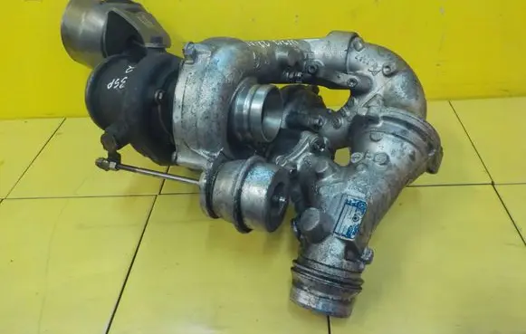 Mercedes-Benz E W212 Turbo A65110902880 13SP52 A6510905780