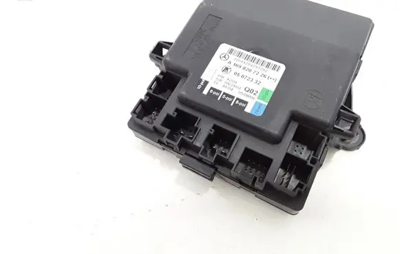 Mercedes-Benz B W245 Door control unit/module 05072332