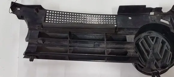 Volkswagen Golf IV Front grill