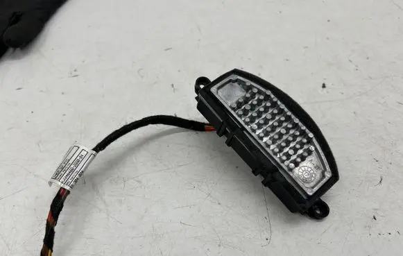 BMW X1 F48 F49 Heater blower fan relay 9377854