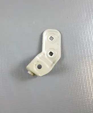 BMW i4 Fender mounting bracket 7486803