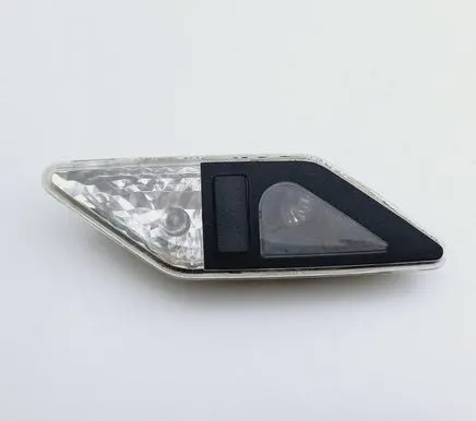 BMW 3 E46 Rear seat light 8375585