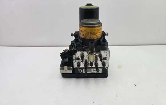 Lexus RX 330 - 350 - 400H ABS Pump 4451048060 0L132120