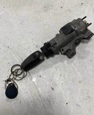 Audi A4 S4 B7 8E 8H Ignition lock 4B0905851N