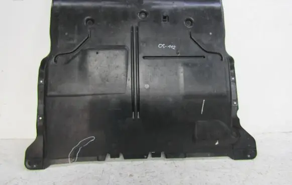 Volkswagen Polo VI Engine splash shield/under tray 2Q0825236G 2Q0825236H