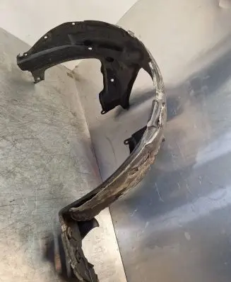 Renault Koleos I Front wheel arch liner splash guards