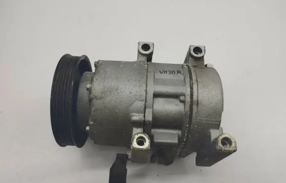 Hyundai Tucson TL Air conditioning (A/C) compressor (pump)