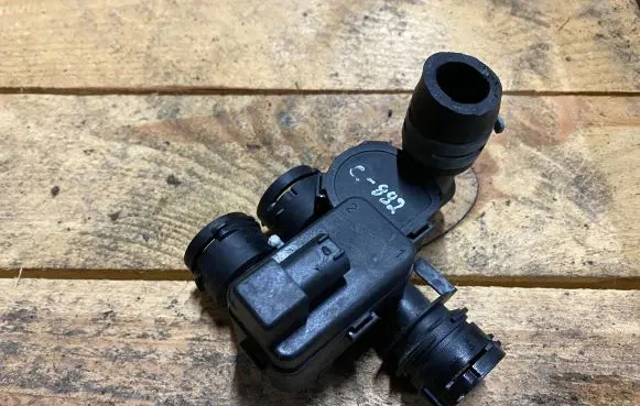 Coolant heater control valve