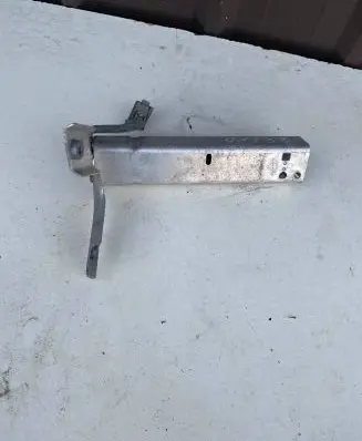 Mercedes-Benz E W213 Radiator support slam panel bracket A2136200400317 A2136200400