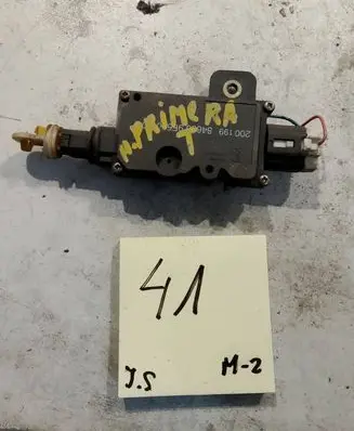 Nissan Primera Central locking motor 846609F500