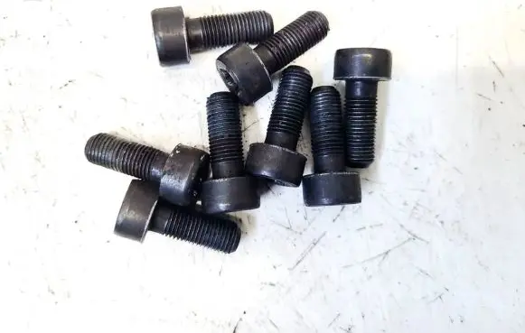 Peugeot 4007 Nuts/bolts 