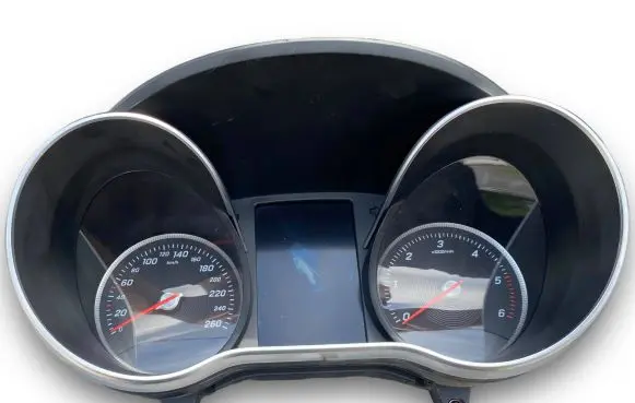 Mercedes-Benz C W205 Speedometer (instrument cluster) A2059008329