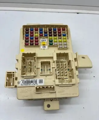 Hyundai Tucson TL BSM Control unit 91951D3570 HD3J0612 TK3570190830