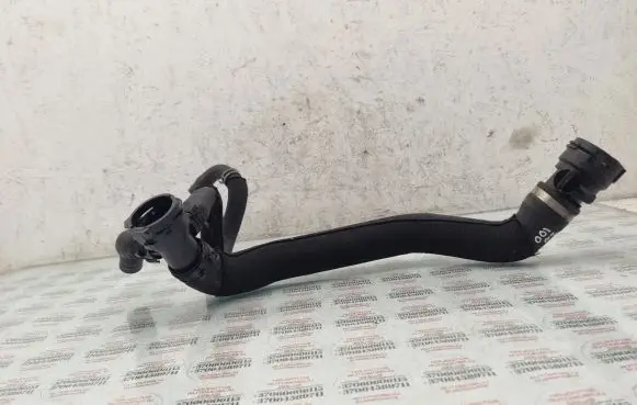Audi A6 S6 C6 4F Engine coolant pipe/hose 4F0122293A