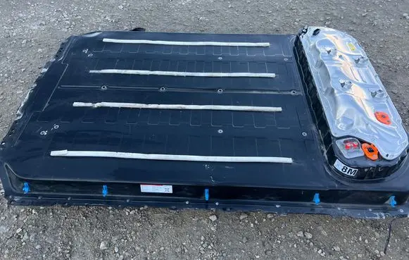 Tesla Model Y Hybrid / electric car battery 170001200B