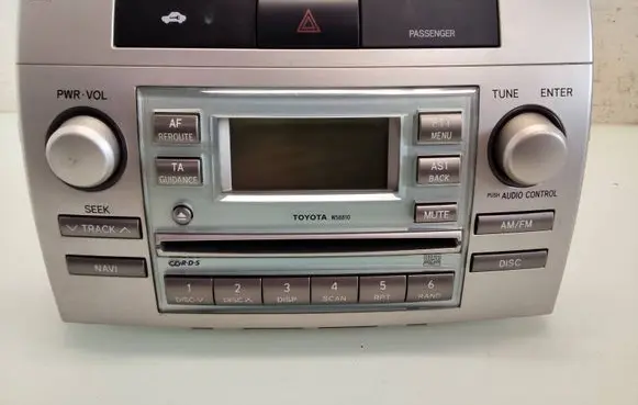 Toyota Corolla Verso E121 Radio/CD/DVD/GPS head unit 861200F010 CQTS7421LC W58810