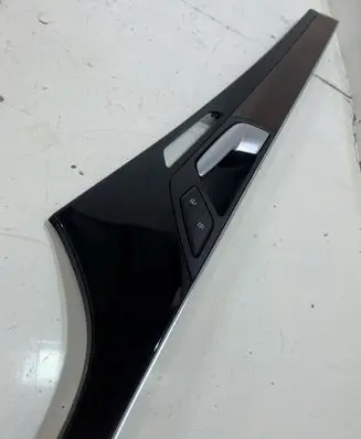 Audi A8 S8 D2 4D Front door trim (molding) 4H0867101 |000000000000