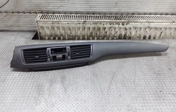 Mitsubishi Lancer Dash center air vent grill