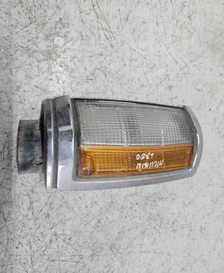 Mitsubishi L200 Front indicator light 7R01286 0411756L