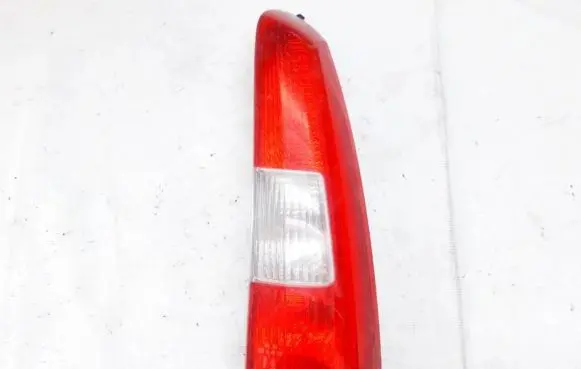 Volvo V70 Rear/tail lights 9154494
