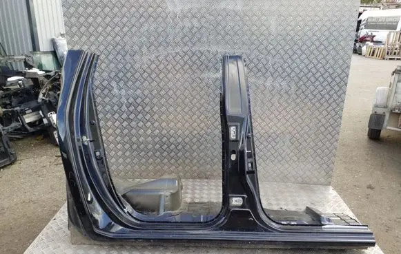Rear quarter panel