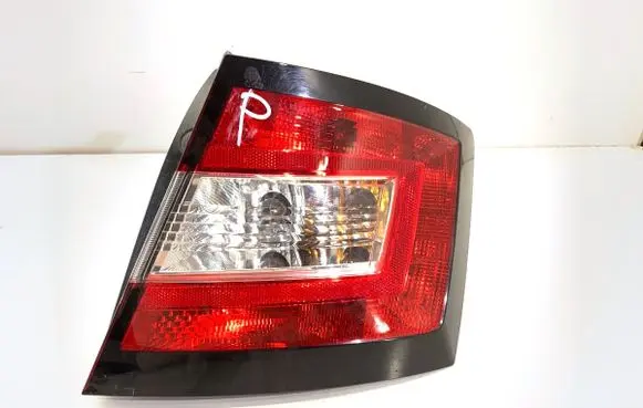 Skoda Fabia Mk3 (NJ) Rear/tail lights 6V6945096