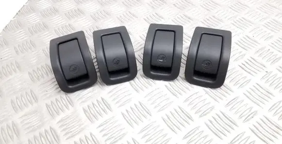 Skoda Octavia Mk3 (5E) ISOFIX cover 5E0887233A 5E0887187A