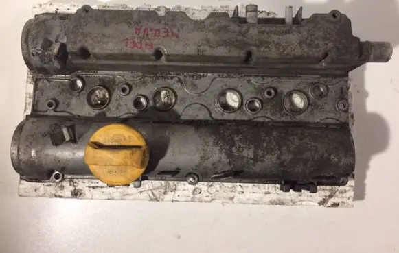 Opel Meriva A Rocker cam cover 24417248