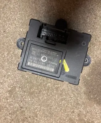 Volvo XC60 Door control unit/module 9G9T14B534AC 1002299801