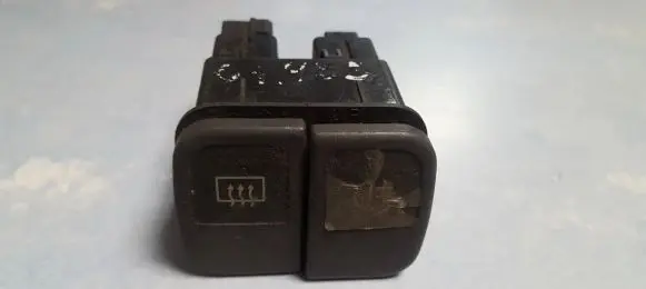 Honda Civic Windscreen/window heater switch m11818