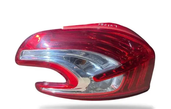 Peugeot 208 Rear/tail lights 9672628280