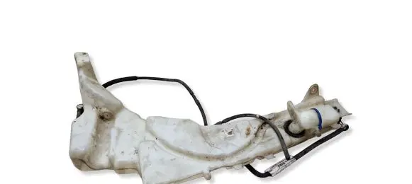 Ford Focus Windshield washer fluid reservoir/tank 4M5113K163