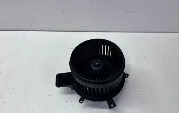 Dodge Durango III Heater fan/blower