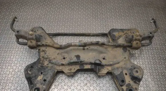 Peugeot 208 Front subframe 715974 16040