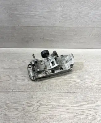 BMW 5 F10 F11 Generator/alternator bracket 8506863 174786