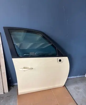Opel Zafira C Front door 315906164