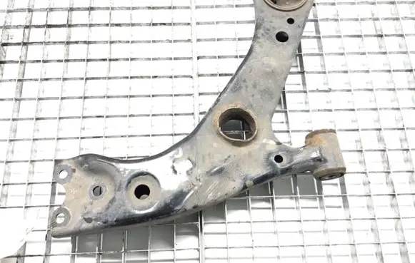 Toyota C-HR I Front control arm