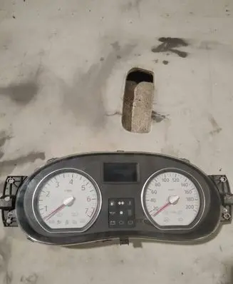 Dacia Sandero Speedometer (instrument cluster) P248104802R