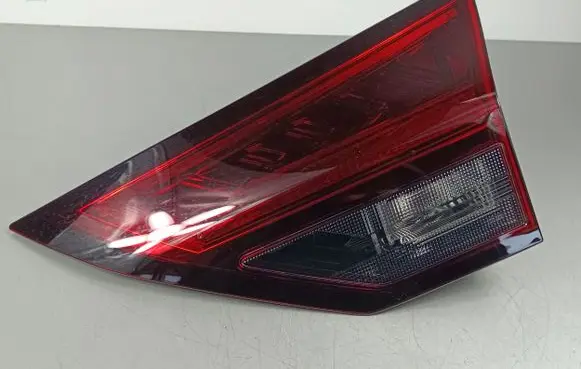 Nissan X-Trail T33 Tailgate rear/tail lights 2268D033