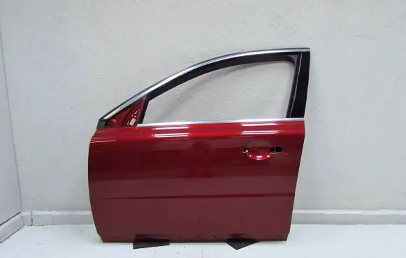Volvo V70 Front door 54749