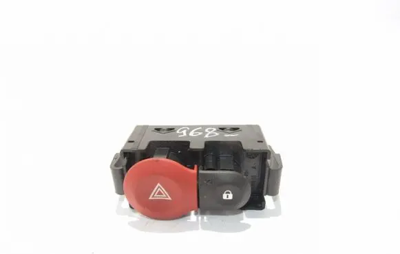 Renault Twingo III Hazard light switch E3160601