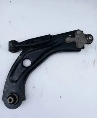 Peugeot 308 Front lower control arm/wishbone