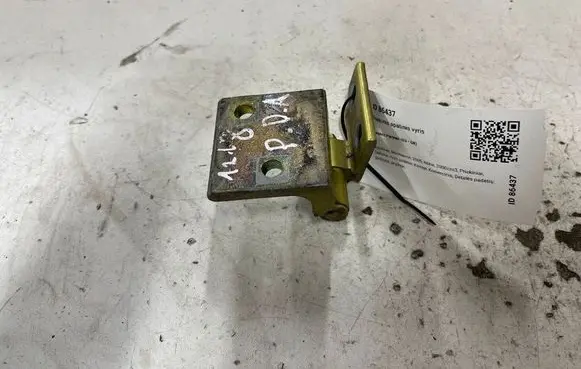 Peugeot Partner Front door lower hinge