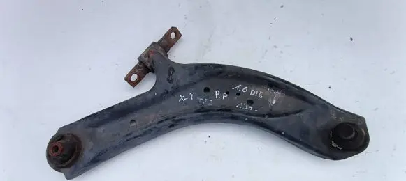 Nissan X-Trail T32 Front control arm