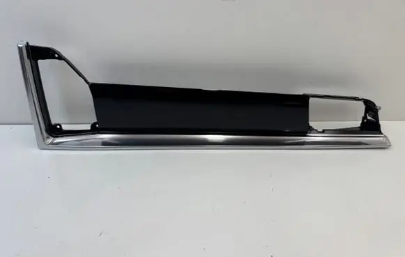 Porsche Macan (95B) Dashboard glove box trim 95B857226AA