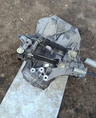 BMW 2 F22 F23 Manual 6 speed gearbox BBC