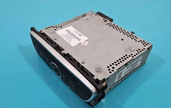 Renault Fluence Radio/CD/DVD/GPS head unit 281150030R IMPRK1371582