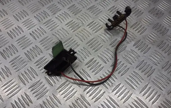 Renault Megane II Heater blower fan relay BRAK