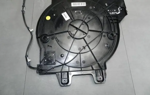 Volkswagen Eos Aerial GPS antenna 1Q0035502R 7617310081 310081788
